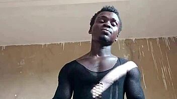 Kwameoppong65 - Heating The Day With A Little 18+ Dance And Monster Cock Big Cock