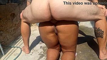 Seriously, you're going to fuck my ass where everyone can see 😱