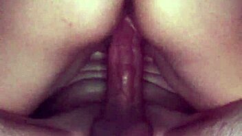 Amiga sucks my cock then rides in the car