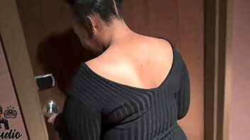 LOVES BIG BLACK COCK DRIPPING CUM!