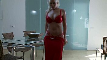 cindy dollar ready for party masturbation public