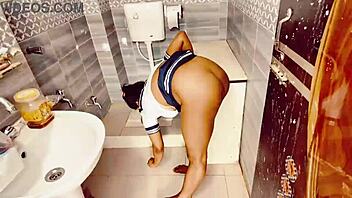 Uttaran20 - Desi threesome action finishes with intense climax in hot scene.