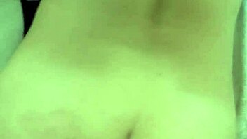 cogiendo la vagina apretada de mi amiga