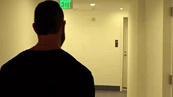 Threesome Becomes Hot Interracial Foursome Featuring Blonde Babe Milf Bodybuilder With Monster Cock