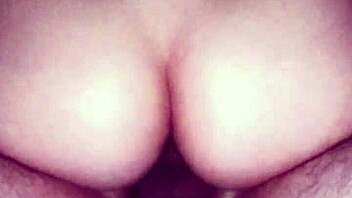 Amiga sucks my cock then rides in the car