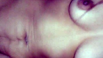 This putita is ready for action.