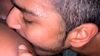 Me Follo a Mi Hermanastra y La Pongo en Cuatro y Me Corro Dentro