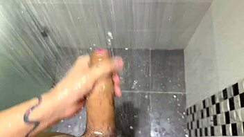 i jerked off on the balcony and came twice 😈