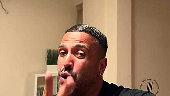 Orgia Com Ale Musa E Debora Fantini - Completo No Red?