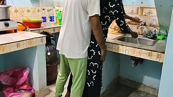 Indian desi bhabhi experiences intense first-time pounding