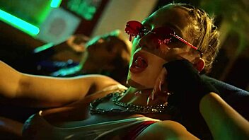 milf spanks naughty stepbae 😈