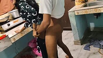 Indian desi bhabhi experiences intense first-time pounding