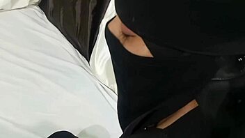 hey, wanna see this hot muslim girl take it doggy style from her hindu boyfriend?