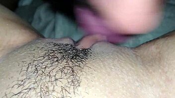i love the cumshots from this top young guy, lots of cum in anal