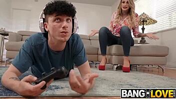 Beautiful stepmom pleases stepson with wet pussy and blowjob