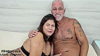 Watch This Brazilian Milf Housewife Masturbate And Finger For Cuckold Husband Recording Wife Fucking