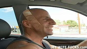 every now and then i need a stranger to fuck me 😈