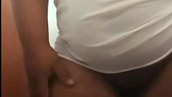 Garota Gordinha D Bunda Grande Tira A Roupa E Mostra O Cu