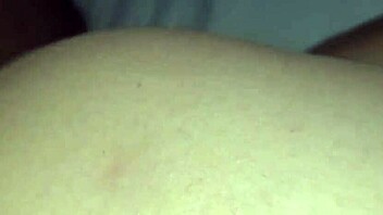 I love my girlfriend's flashing cameltoe in oiled outdoor MMS