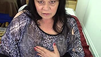 The homewrecking milf seduces