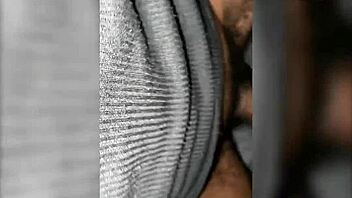 Teen sneaks for creampie