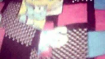 Shakin' that big ass for monster cock