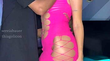 I called my neighbor to play video game and she let me fuck her pussy