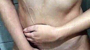 young girl shows off her ass and pussy in the shower