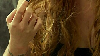 UP CLOSE - NAUGHTY REDHEAD MILF LAUREN PHILLIPS FINGERING HERSELF