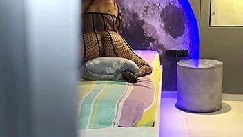 Horny milf stepmom rides pillow to orgasm, discovered.