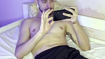 Brazilian bodybuilder punheta pra dar leite pra vc in costumes