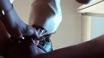 Naked Milf With Pantyhose And Heels Gives Blowjob With Swallowing