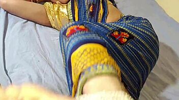 LOVE MARRIAGE WIFE TIGHT PUSSY BEDROOM FUCKING STEP BROTHER