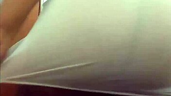 Garota Gordinha D Bunda Grande Tira A Roupa E Mostra O Cu