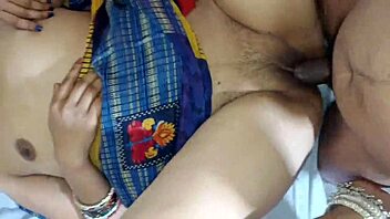 LOVE MARRIAGE WIFE TIGHT PUSSY BEDROOM FUCKING STEP BROTHER