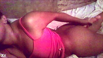 Jojoanna Plays With Her Ass - Who Wants To Share?