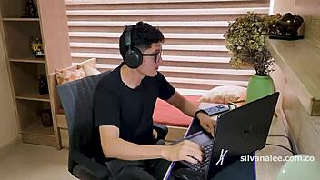 The Sexy And Hot Colombian Milf Silvana Lee Fulfills The Dream Of A Guy With A Big Cock Pipe Boy!