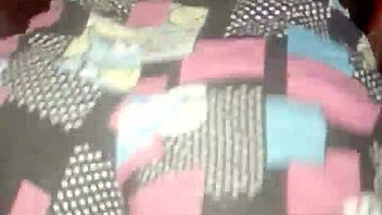 Shakin' that big ass for monster cock