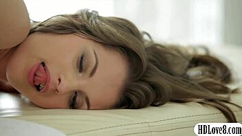 pretty teen babe sucks and gets smashed in garage 😘