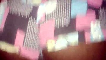 Shakin' that big ass for monster cock