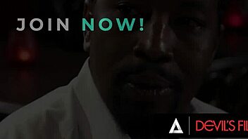 Petite Lesbian Wants Pussy Pounded