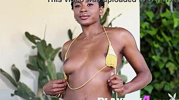 Big butt ebony girl nicole kitt posing in sexy bikini and showed sexy body