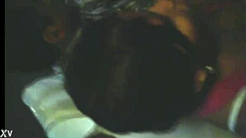 This peruvian girl is showing off her boobs