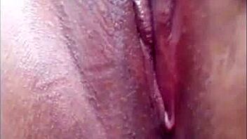 Latina masturbates her clit