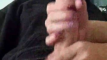 I give oral to wellington prado in halloween mask