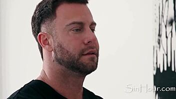 um yes hun this masseuse is totally normy