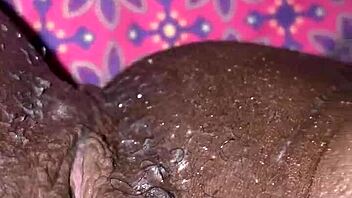 Ebony slut gets homemade creampie from monster bbc, squirting everywhere