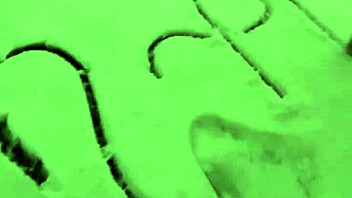 Intense public pussy licking and fucking in the snow.