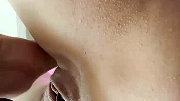 mira como me dejan caliente mandandome con todas sus vergas