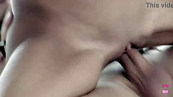 Jag vill hoppa på hans kuk tills jag skriker i orgasm